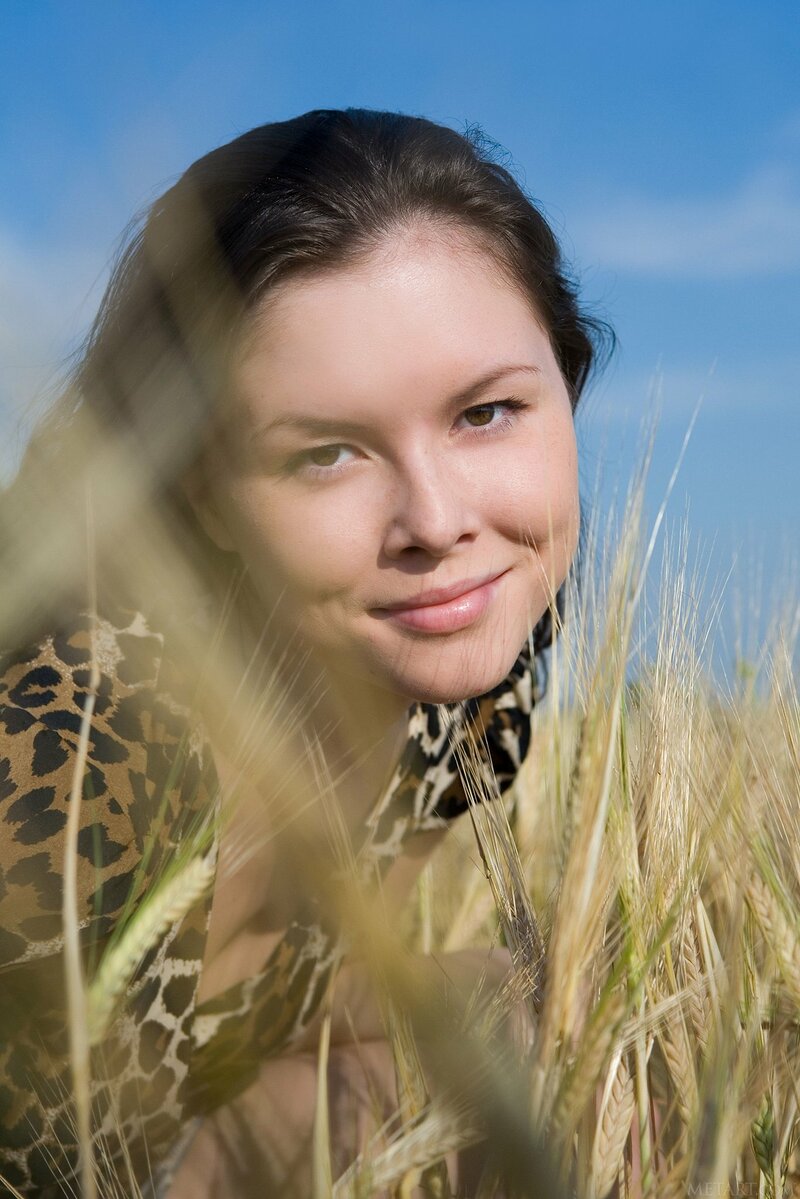 Дуня, 18